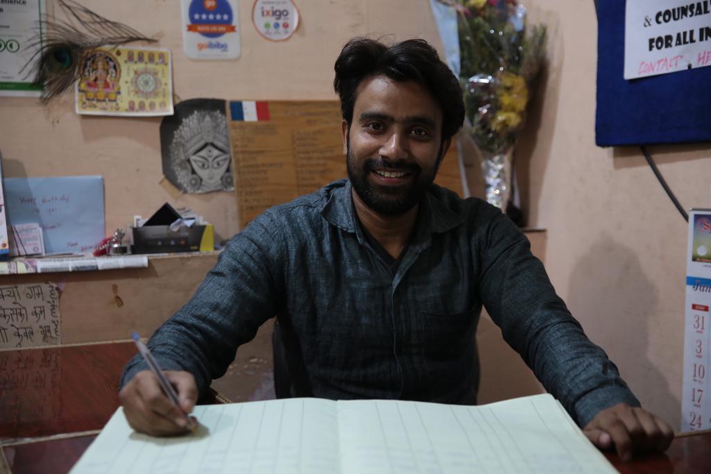 Somit Paying Guest House Varanasi Eksteriør bilde