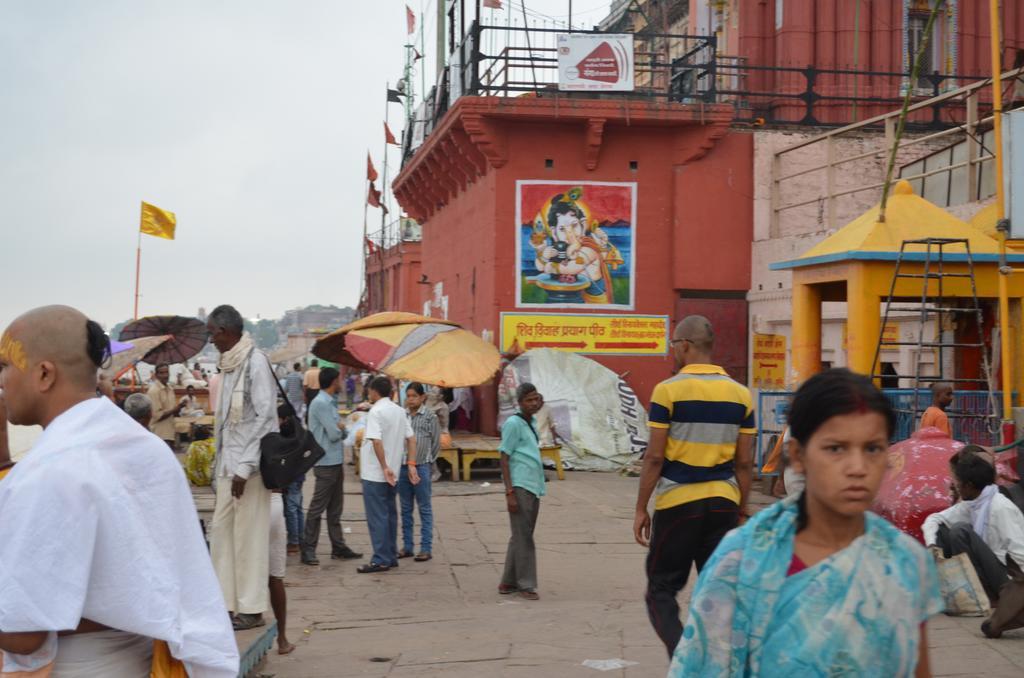 Somit Paying Guest House Varanasi Eksteriør bilde