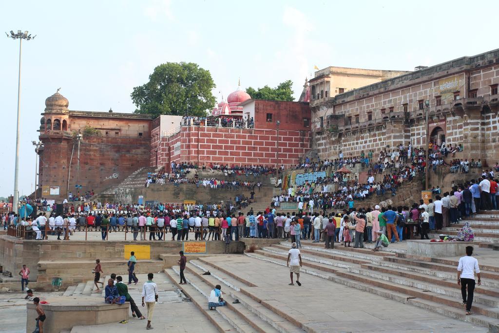 Somit Paying Guest House Varanasi Eksteriør bilde