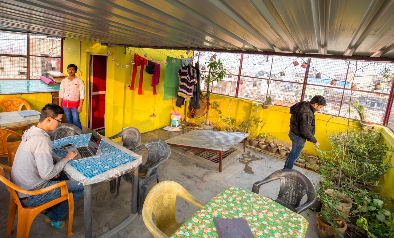 Somit Paying Guest House Varanasi Eksteriør bilde