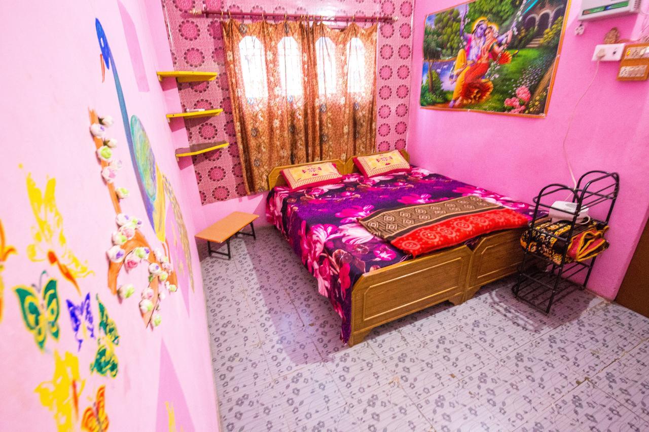 Somit Paying Guest House Varanasi Eksteriør bilde