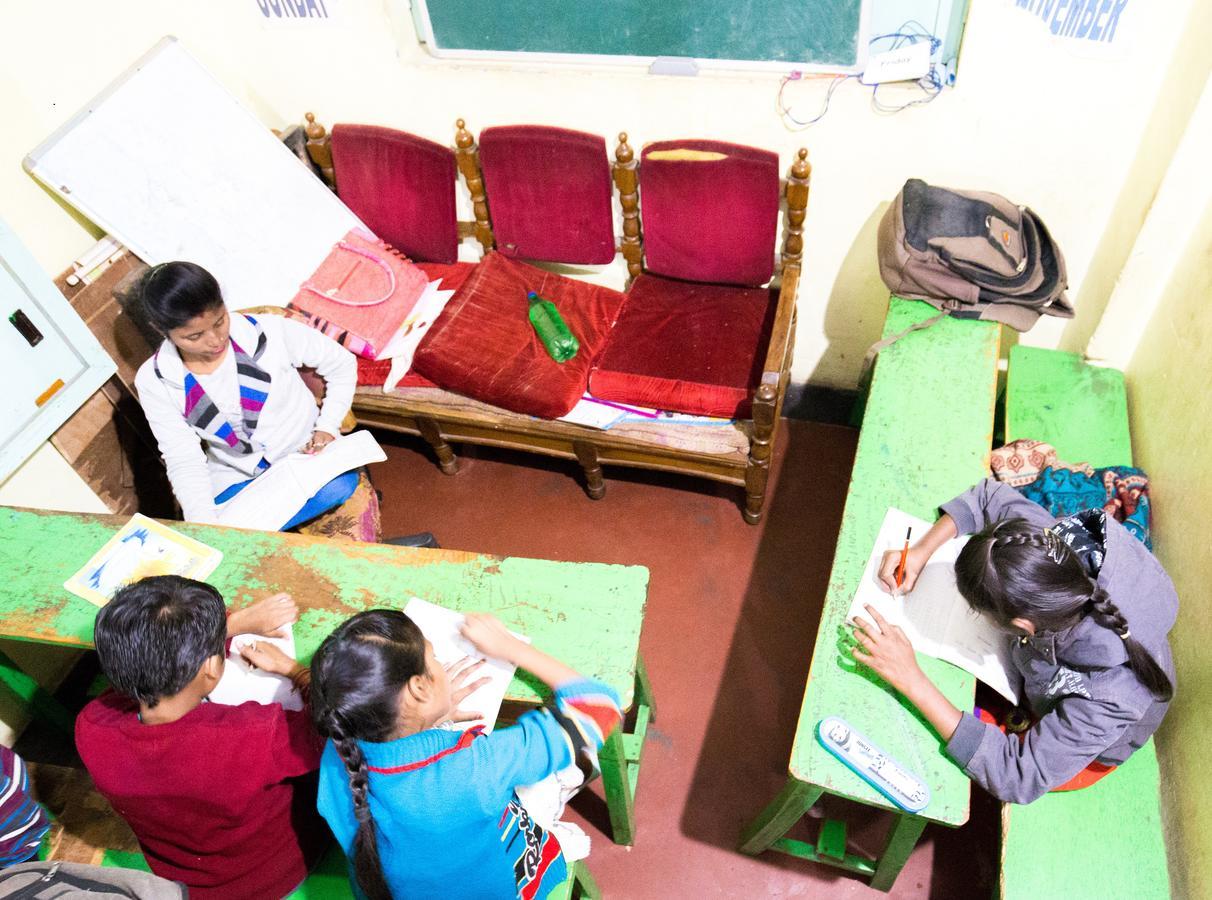 Somit Paying Guest House Varanasi Eksteriør bilde